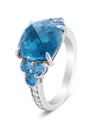 18K White Gold 10mm Cushion Shaped Blue Topaz and 1/6 Cttw Diamond 3 Stone Style Ring (F-G Color, VS1-VS2 Clarity) - Image 4